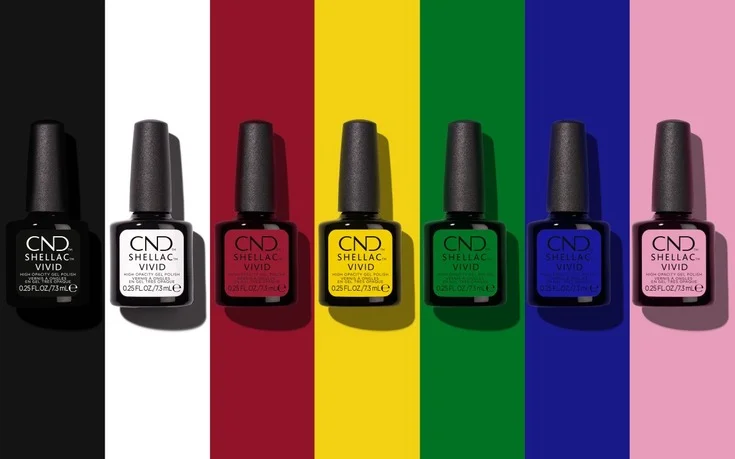 Muestrario de colores de otoño CND en el centro de estética Marisa Álvarez en Gijón